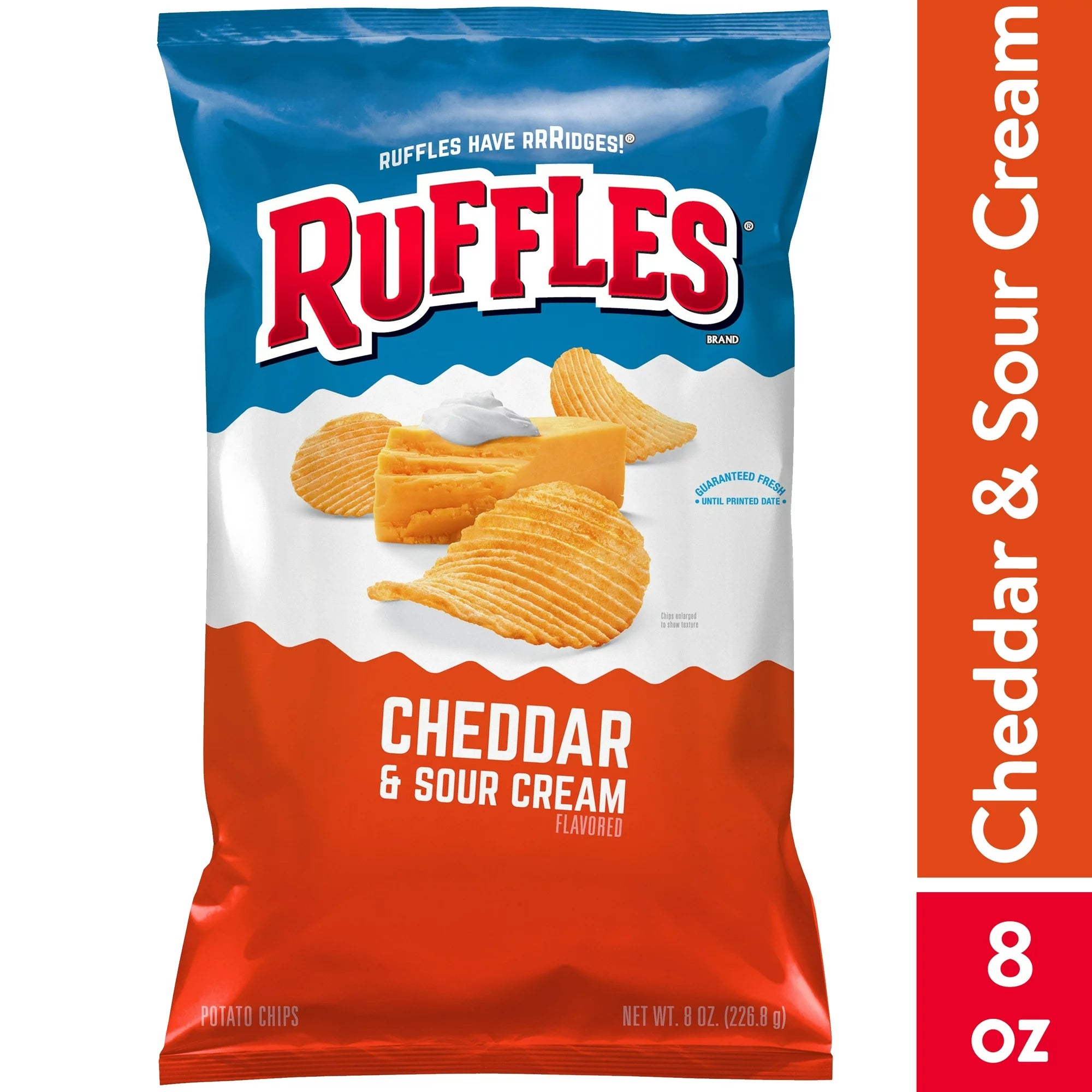 Papas fritas Ruffles sabor a queso cheddar y crema agria, 8 oz