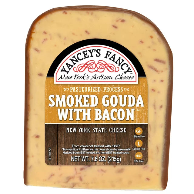 Queso Gouda ahumado elegante de Yancey con tocino, 8 oz 